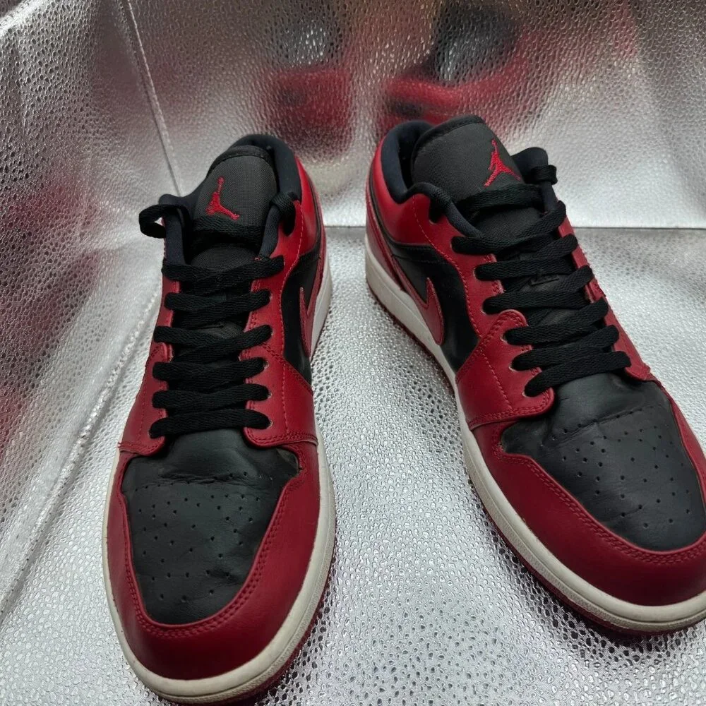 Size 11 Nike Air Jordan Retro 1 Low Mens Reverse Bred Red Black Shoes 553558-606